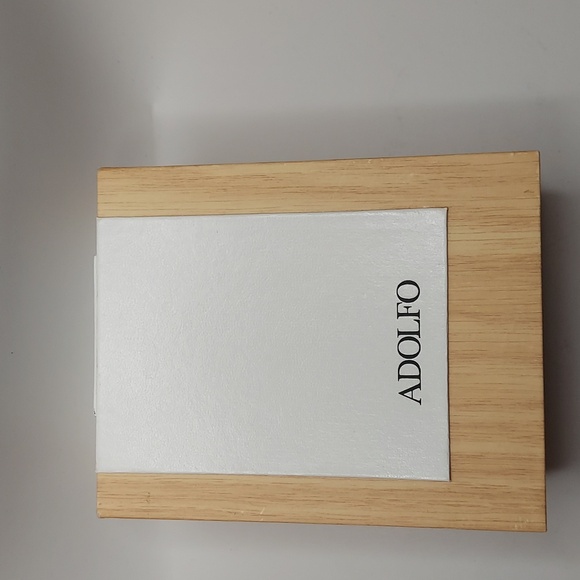 Womens 2 tone Adolfo watch, new - Picture 5 of 5